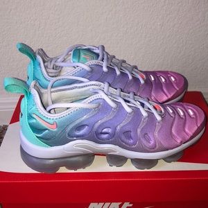 Women’s Air Vapormax Plus
